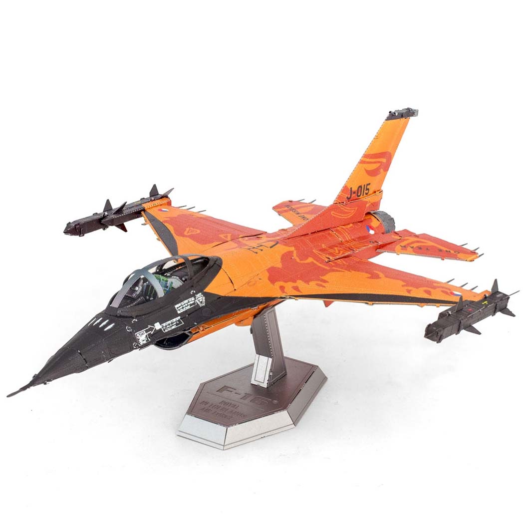 Metal Earth: F-16 Fighting Falcon  Royal Netherlands Air Force