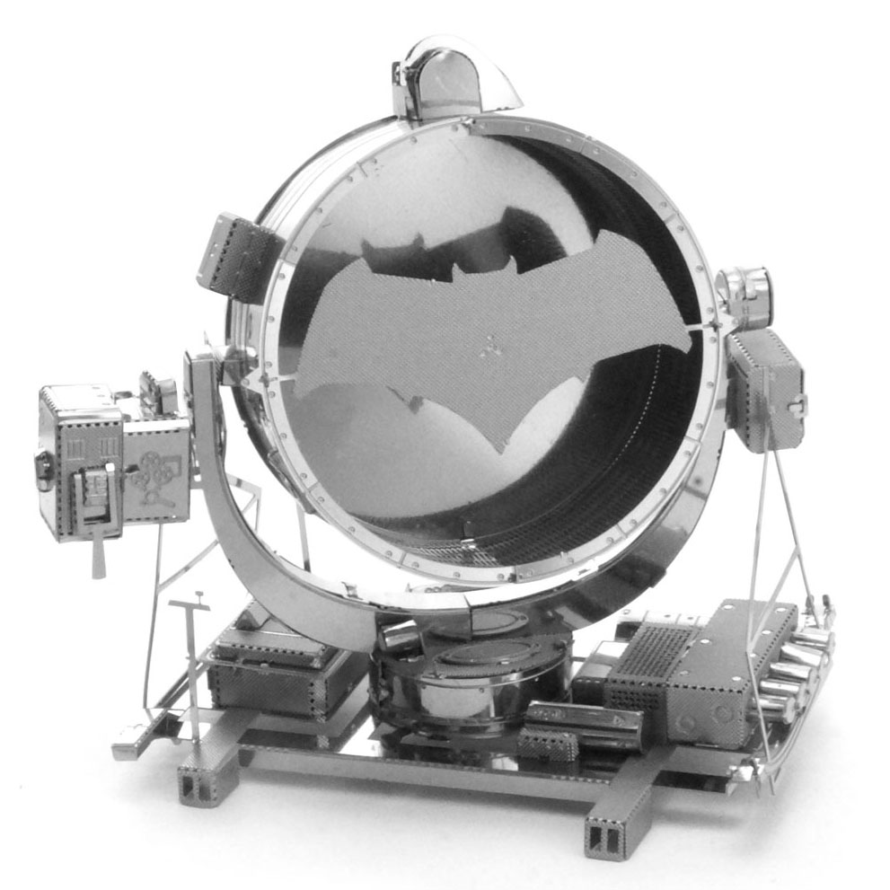 Metal Earth: Batman vs Superman Bat-Signal