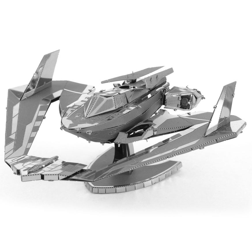 Metal Earth: Batman vs Superman Batwing